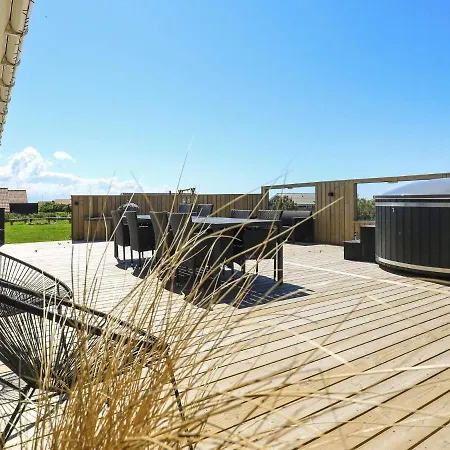 10 person holiday home in L kken Løkken