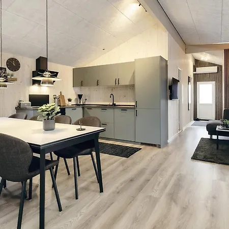 10 person holiday home in L kken *