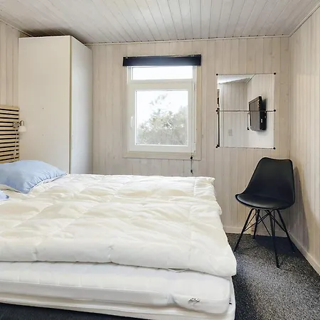 10 person holiday home in L kken *